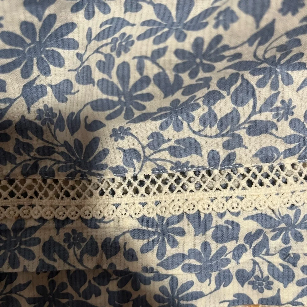 J. Crew blue and white puff-sleeve eyelet lace ruffle detail top